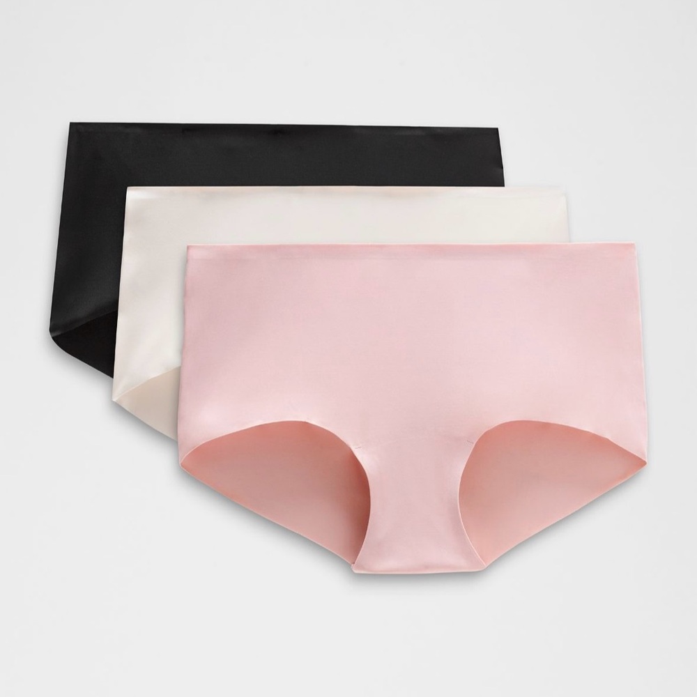 lululemon InvisiWear Mid-Rise Boyshort Underwear 3-pack